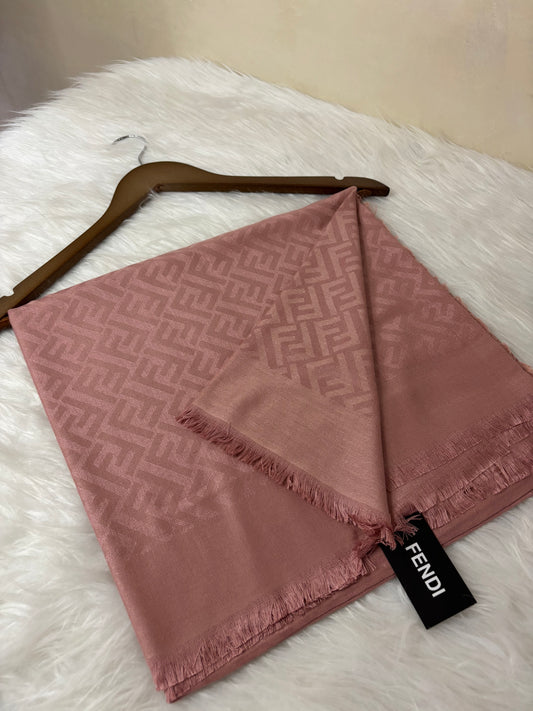 Écharpe Fendi carrée